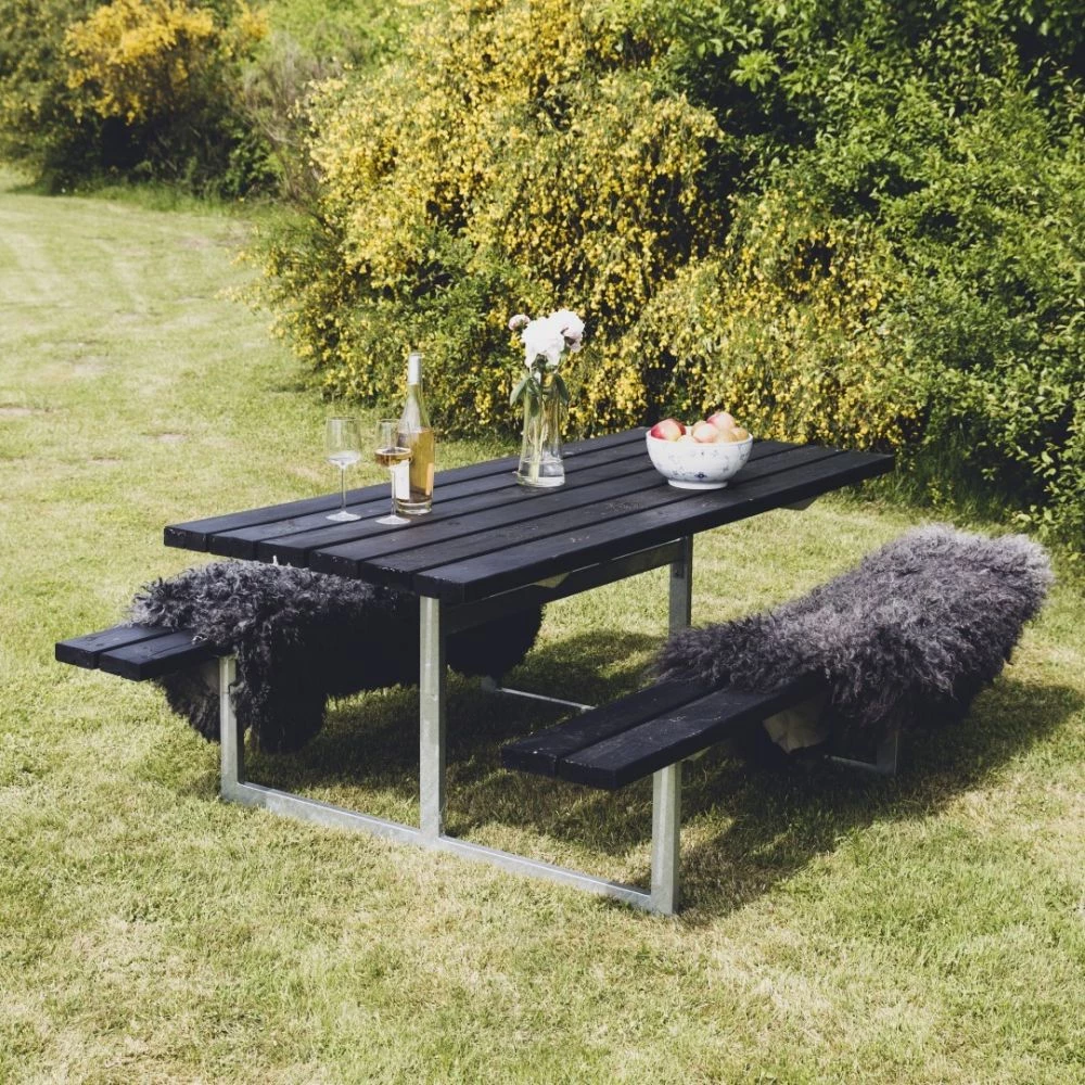 HORTUS Bord-/bænksæt "FRIGG" Sort Grundmalet Og Galvaniseret Stel Uden Ryg L: 175 X B: 140 Cm - 801-081 4 HORTUS Bord-/bænksæt "FRIGG" Sort Grundmalet Og Galvaniseret Stel Uden Ryg L: 175 X B: 140 Cm - 801-081 - Billede 2