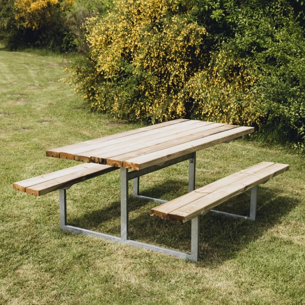 HORTUS Bord-/bænksæt "YDUN" Trykimprægneret Og Galvaniseret Stel Uden Ryg L: 175 X B: 140 Cm - 801-085 3 HORTUS Bord-/bænksæt "YDUN" Trykimprægneret Og Galvaniseret Stel Uden Ryg L: 175 X B: 140 Cm - 801-085