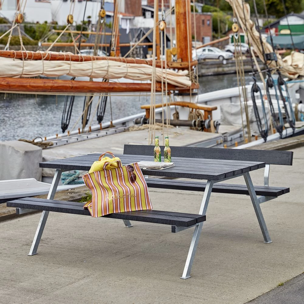 Plus A/S Plus Alpha Bord/Bænkesæt M/1 Ryglæn - 177 Cm - Genbrugsplast 4 Plus A/S Plus Alpha Bord/Bænkesæt M/1 Ryglæn - 177 Cm - Genbrugsplast - Billede 2